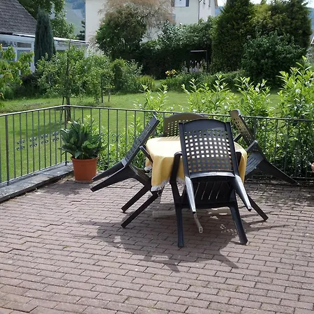 Ferienwohnungen Und Gaestezimmer Peter Busch Bernkastel-Kues Exterior photo